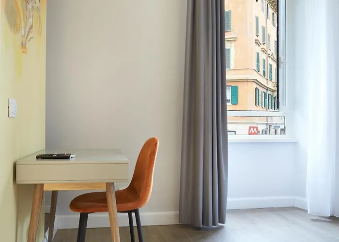 Reyes Hotel
