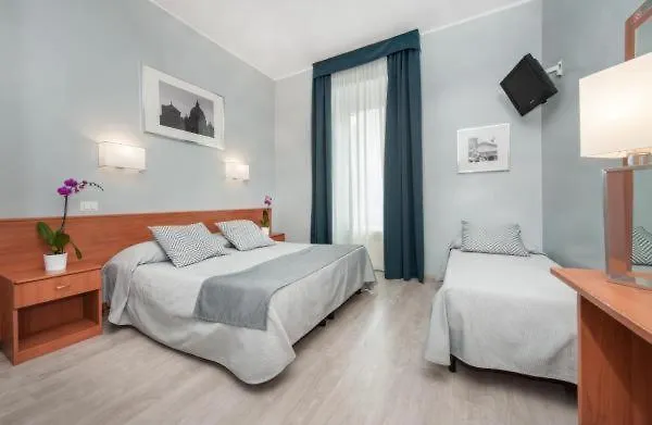 Hotel Reyes